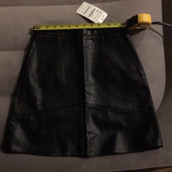 2 Left! Black Leatherette A Line Mini Skirt - Picture 6 of 8